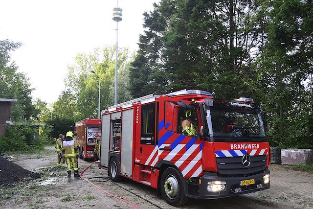 2023/122/20230705-20u45 GB 011 Containerbrand Rijstvogelstraat.jpg